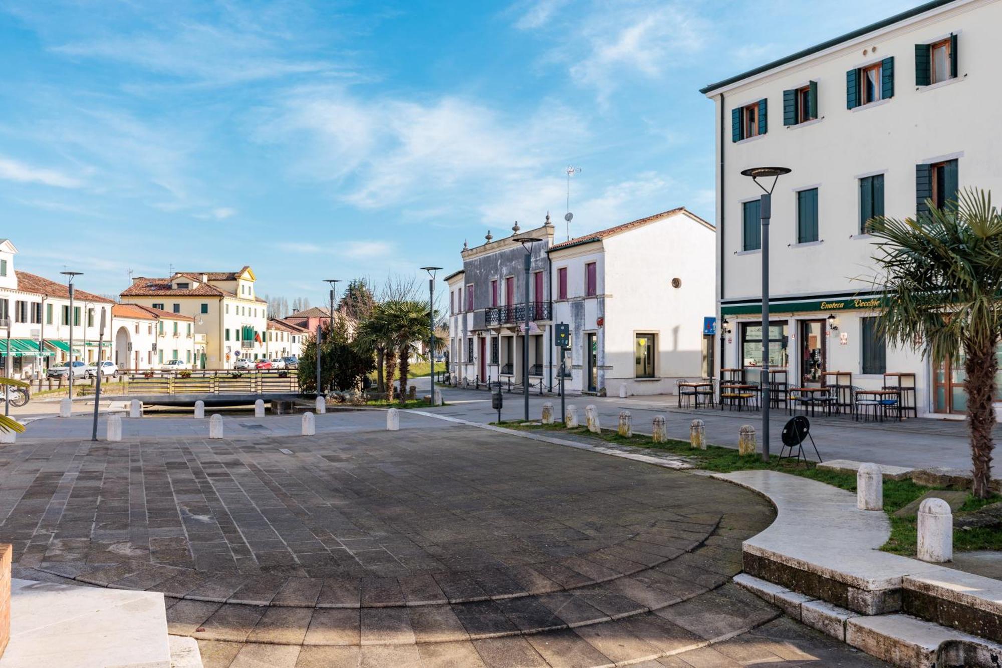 Mira! Casa Indipendente Sul Naviglio Del Brenta - Free Park Villa Exterior photo